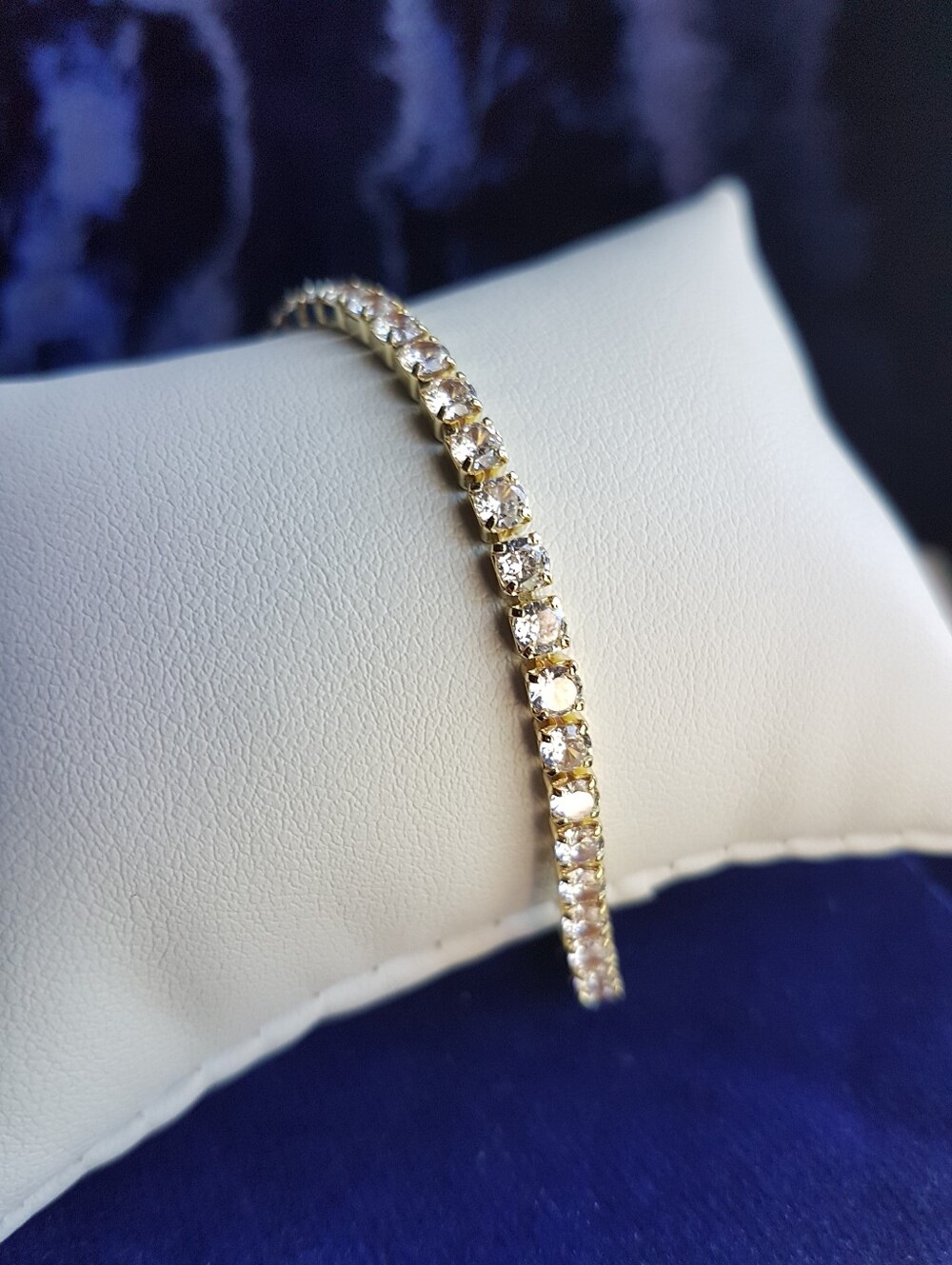 Swarovski Elements 18Gold Over 925 Sterling Silver Delicate Tennis Bracelet NEW - Picture 3 of 9
